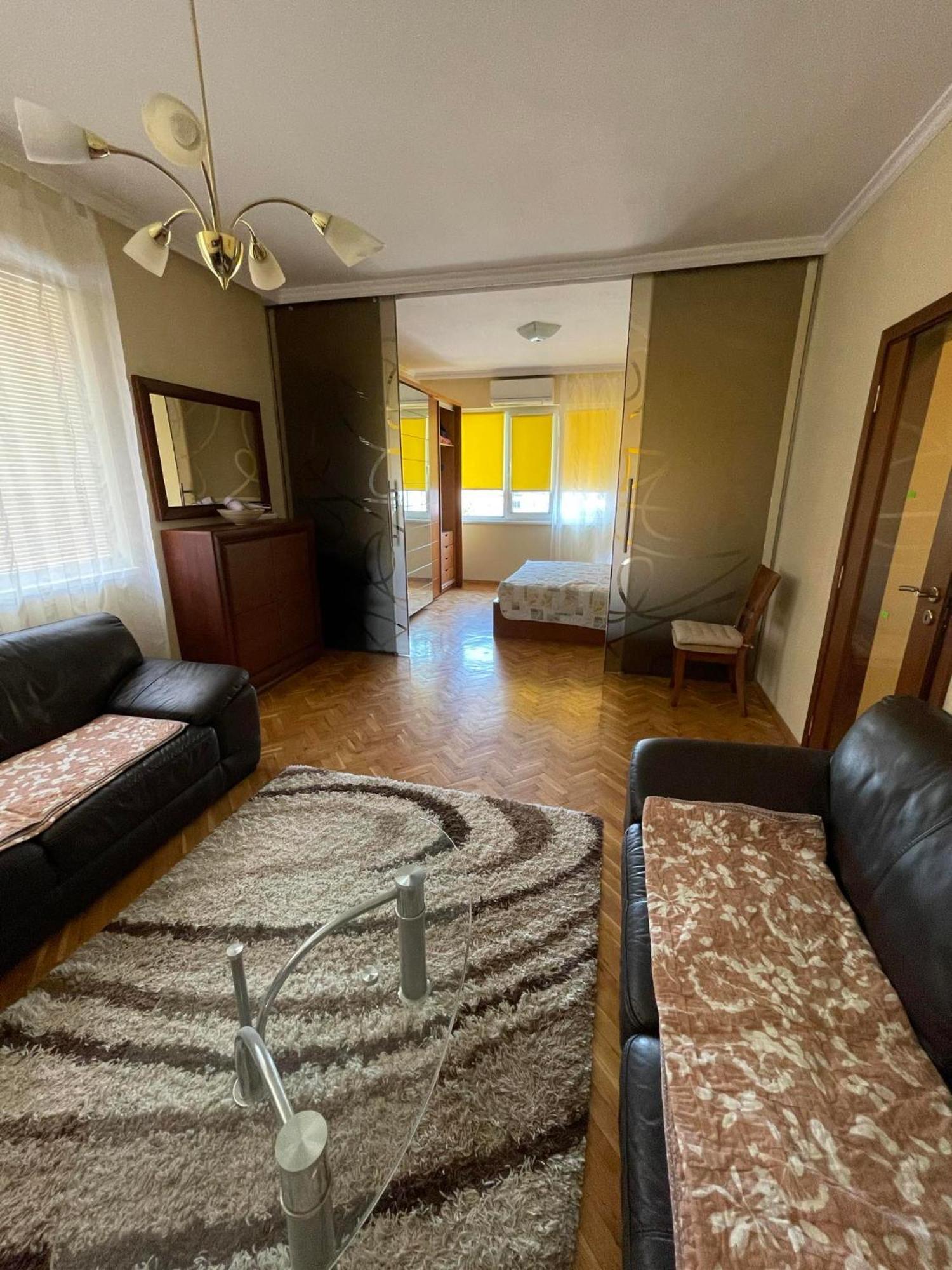 Sunny Cozy Flat In The Centre, Close To Beach, 4 Rooms, 105Sqm Varna Buitenkant foto